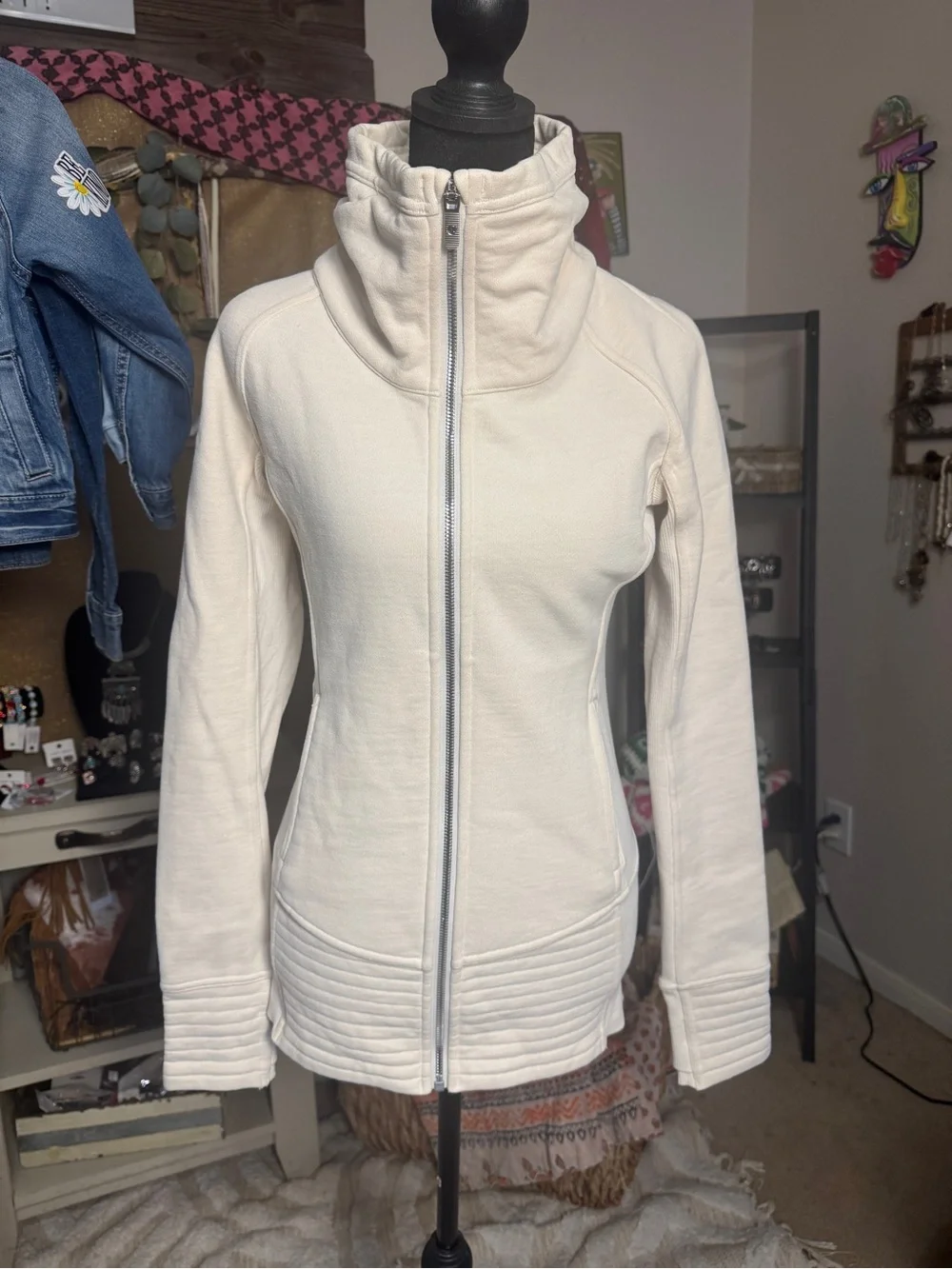 Women's Lululemon Cream High-Collar Zip Active Jacket